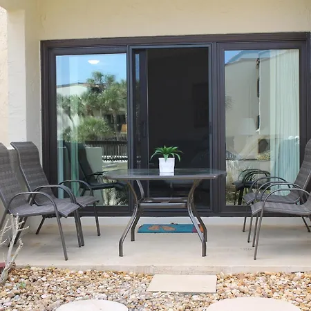 Island House F116 Vila